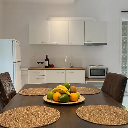 Sienna Family 2 Bedroom Apartment Ialysos  Buitenkant foto
